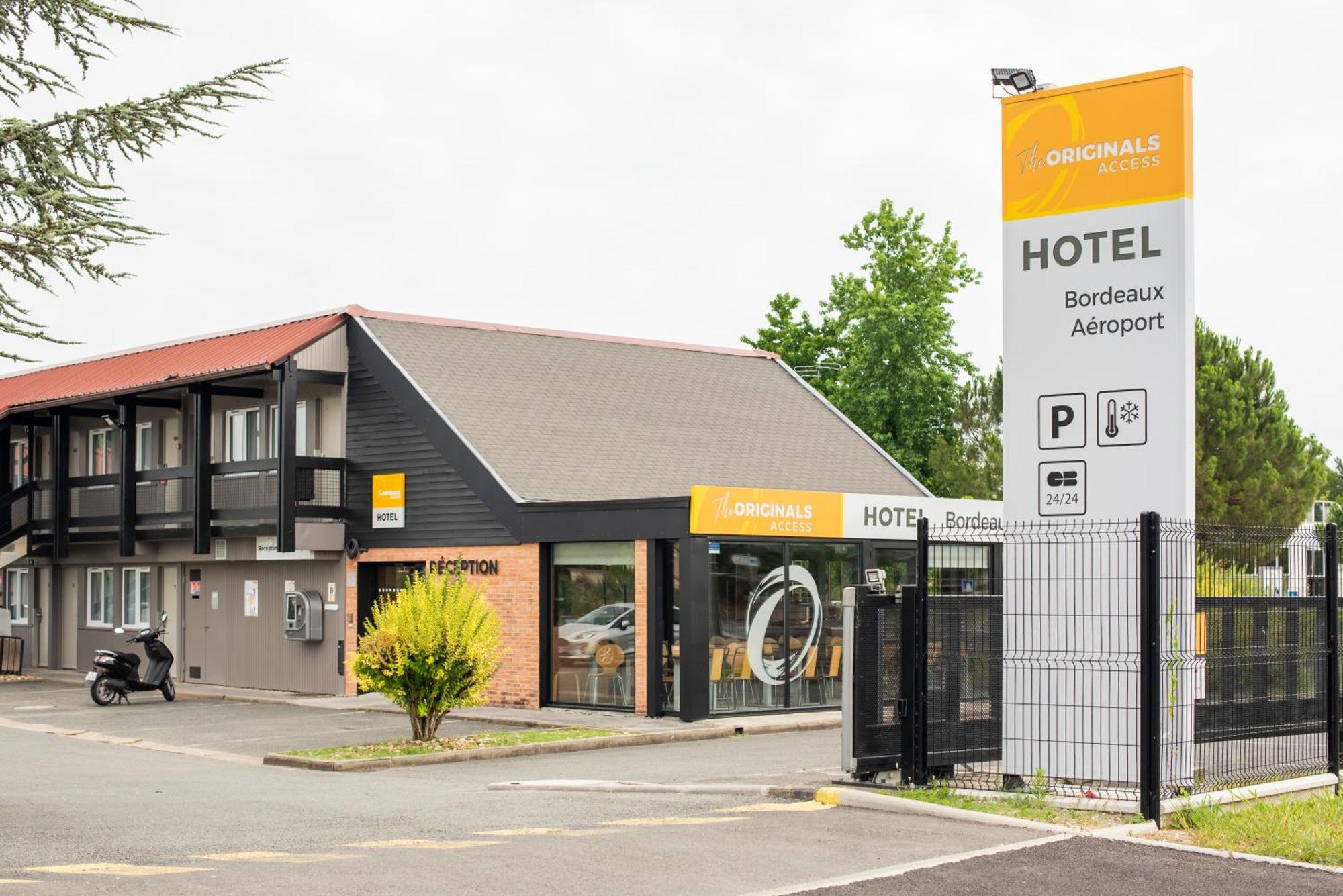 The Originals Access Hotel Bordeaux Aeroport Мериньяк Экстерьер фото